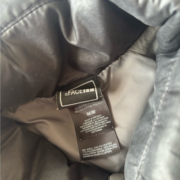 Dark gray North Face vest. Size medium. - Picture 3 of 3